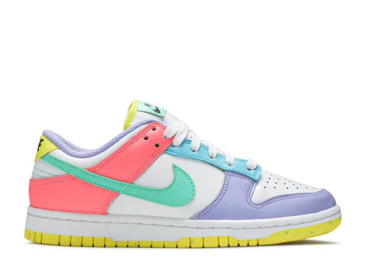 NIKE DUNK LOW SE 'CANDY' WMNS DD1872-100