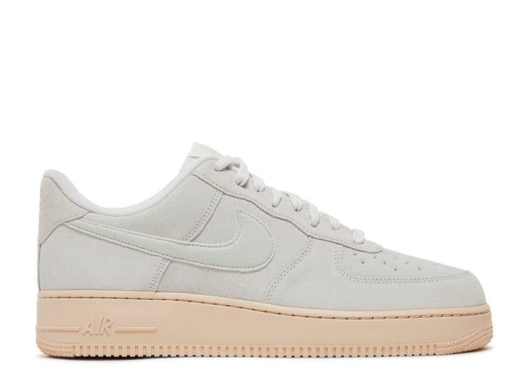 NIKE AIR FORCE 1 LOW WINTER PREMIUM 'SUMMIT WHITE' DO6730-100